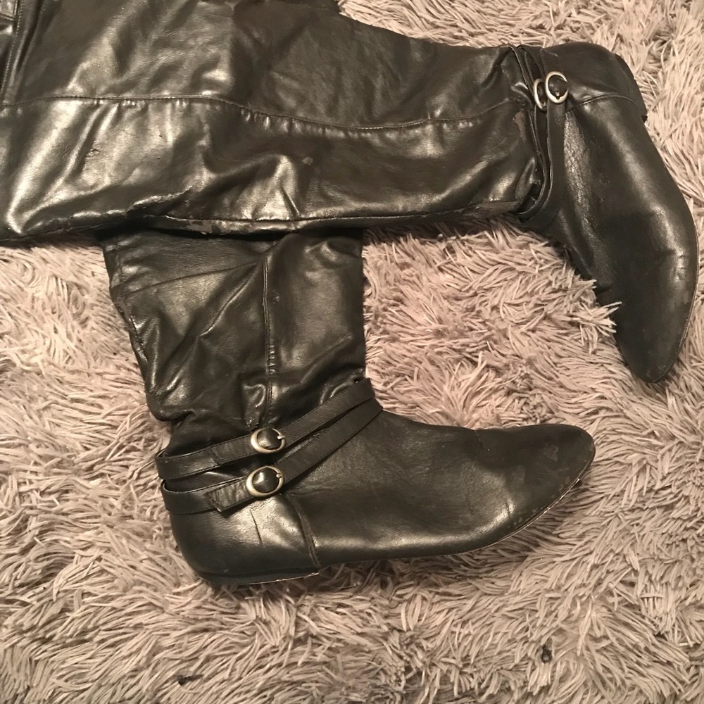 Leather Knee high boots. Size 12